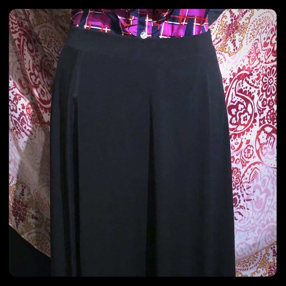 Black skirt
